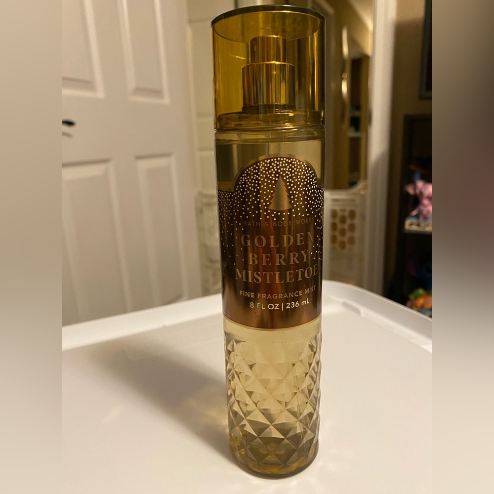 Bath and body works golden berry mistletoe mist